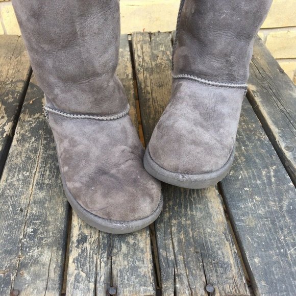 UGG Bailey Gray Boots Size 3 - Picture 5 of 8